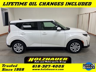 Used 2023 Kia Soul LX image 1