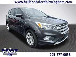 Used 2019 Ford Escape SE image 1