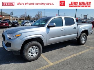 Used 2022 Toyota Tacoma SR image 1