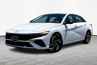 Used 2025 Hyundai Elantra Sport image 1