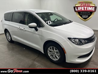 Used 2022 Chrysler Voyager LX image 1
