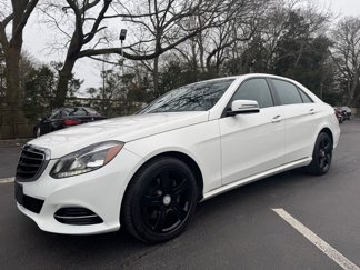 Used 2016 Mercedes-Benz E 350 4MATIC Sedan image 1