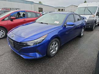 Used 2021 Hyundai Elantra SE image 1