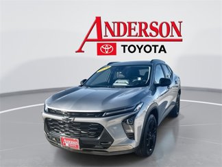 Used 2024 Chevrolet Trax ACTIV w/ Driver Confidence Package image 1