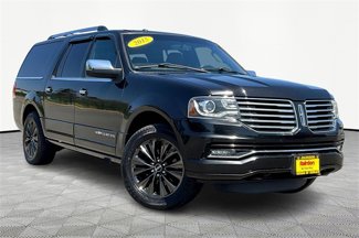 Used 2015 Lincoln Navigator L 2WD image 1