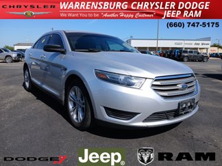 Used 2016 Ford Taurus SE image 1