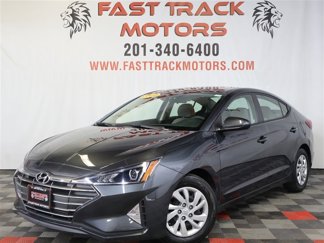 Used 2020 Hyundai Elantra SE image 1