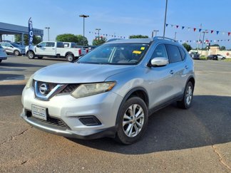 Used 2015 Nissan Rogue SV image 1