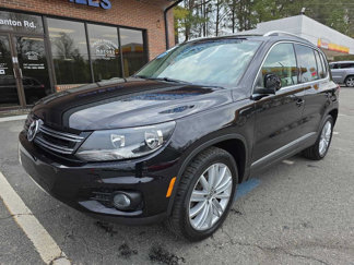 Used 2015 Volkswagen Tiguan SE image 1