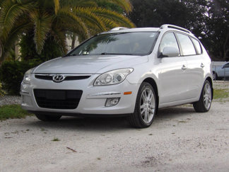 Used 2012 Hyundai Elantra image 1
