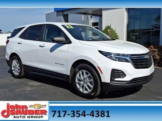 Used 2022 Chevrolet Equinox LS w/ LS Convenience Package image 1
