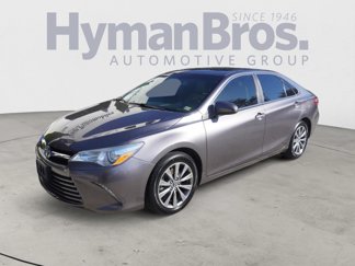 Used 2016 Toyota Camry XLE image 1