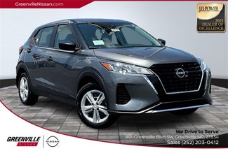New 2025 Nissan Kicks S image 1