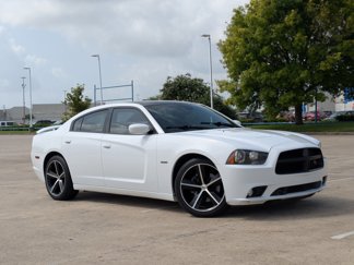 Used 2014 Dodge Charger R/T image 1