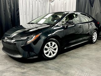 Used 2022 Toyota Corolla LE image 1