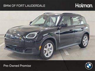 Used 2025 MINI Cooper Countryman SE image 1