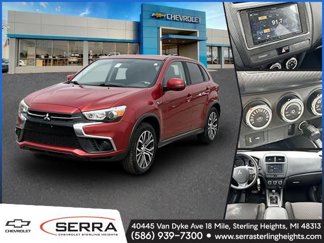 Used 2018 Mitsubishi Outlander Sport ES image 1