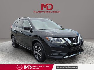 Used 2020 Nissan Rogue SV w/ Premium Package image 1