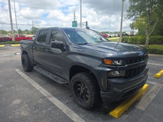 Used 2020 Chevrolet Silverado 1500 Custom w/ Custom Value Package image 1