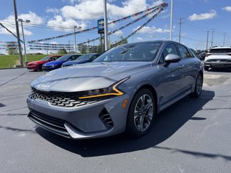 Used 2022 Kia K5 EX image 1