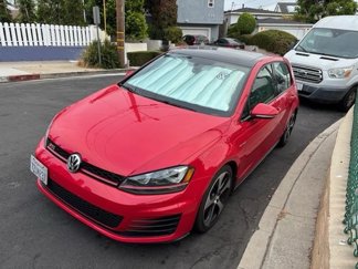 Used 2017 Volkswagen GTI SE image 1