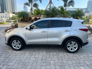 Used 2017 Kia Sportage LX image 1