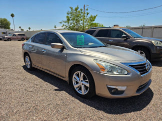Used 2015 Nissan Altima 2.5 SV image 1