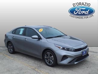 Used 2023 Kia Forte LXS image 1