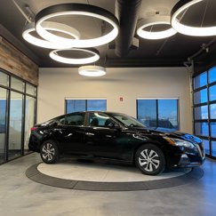 Used 2021 Nissan Altima 2.5 S image 1