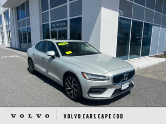 Used 2020 Volvo S60 T6 Momentum image 1