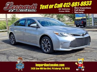 Used 2017 Toyota Avalon XLE image 1