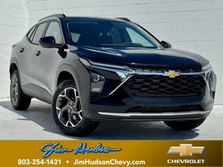 New 2025 Chevrolet Trax LT w/ Driver Confidence Package image 1