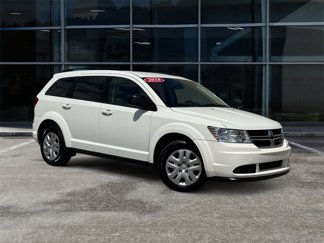 Used 2018 Dodge Journey SE image 1