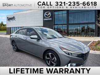 Used 2021 Hyundai Elantra Limited image 1