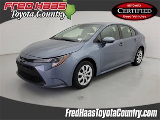 Certified 2022 Toyota Corolla LE image 1