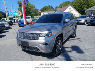Used 2017 Jeep Grand Cherokee Overland w/ Jeep Active Safety Group image 1