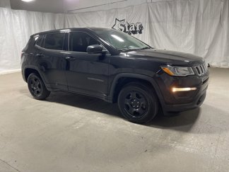 Used 2018 Jeep Compass Sport w/ Tech Group image 1