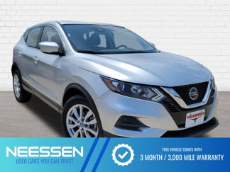 Used 2021 Nissan Rogue Sport S image 1