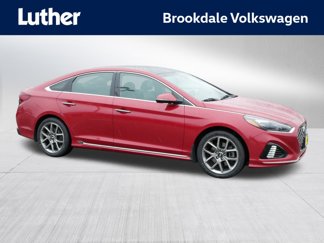 Used 2018 Hyundai Sonata Limited image 1