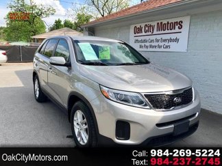 Used 2015 Kia Sorento LX image 1