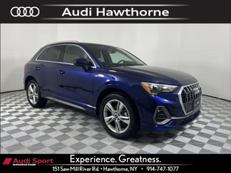 Certified 2022 Audi Q3 2.0T Premium w/ Convenience Package image 1