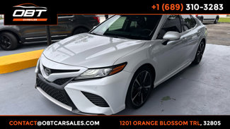 Used 2018 Toyota Camry XSE image 1