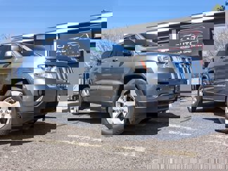 Used 2013 Jeep Grand Cherokee Laredo image 1