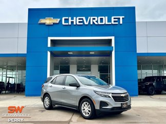 Used 2024 Chevrolet Equinox LS w/ LS Convenience Package image 1
