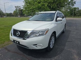 Used 2014 Nissan Pathfinder SV w/ Cargo Package image 1