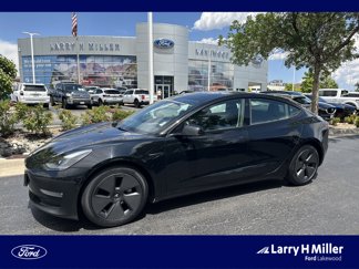 Used 2021 Tesla Model 3 Long Range image 1