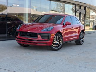 Certified 2024 Porsche Macan image 1