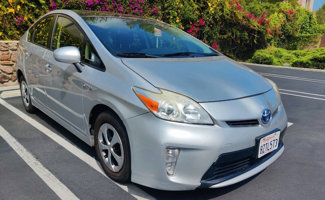 Used 2015 Toyota Prius Three image 1