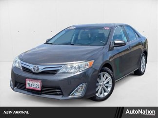 Used 2013 Toyota Camry XLE image 1
