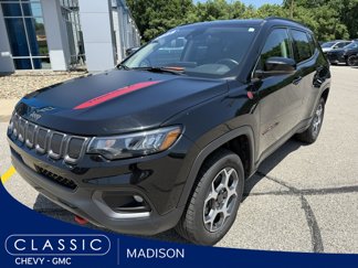Used 2022 Jeep Compass Trailhawk w/ Trailhawk Convenience Group image 1